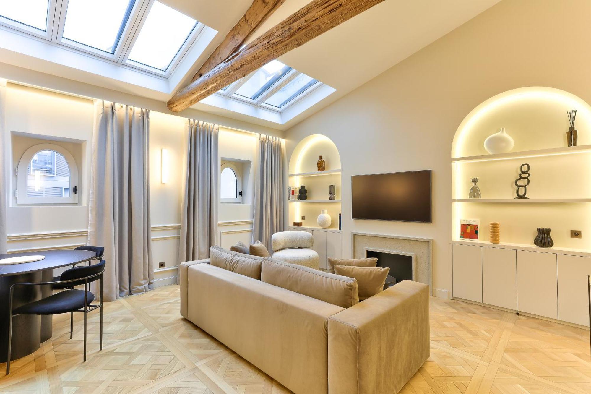 Maison Iena - Serviced On Champs Elysees Apartment *