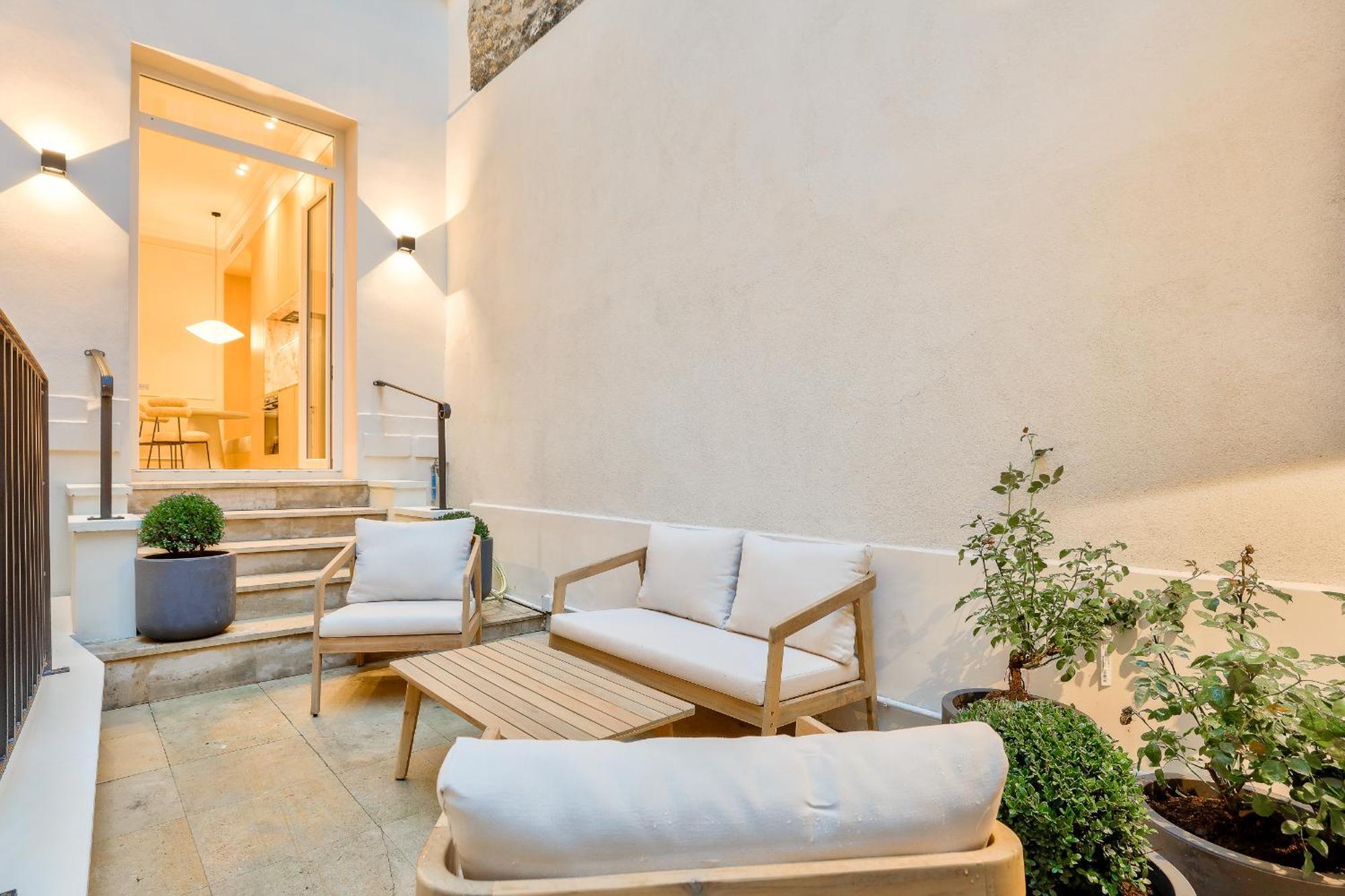 Maison Iena - Serviced On Champs Elysees Apartment