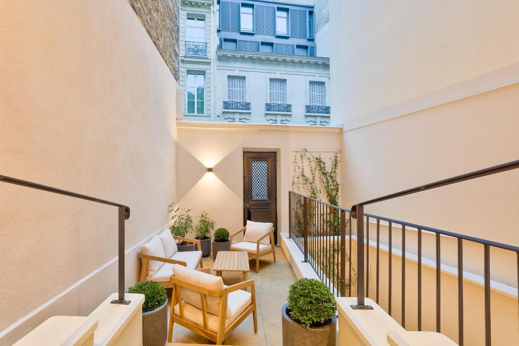 Maison Iena - Serviced On Champs Elysees