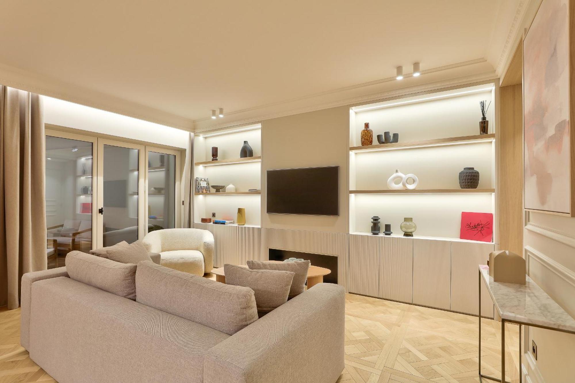 Maison Iena - Serviced On Champs Elysees Parigi