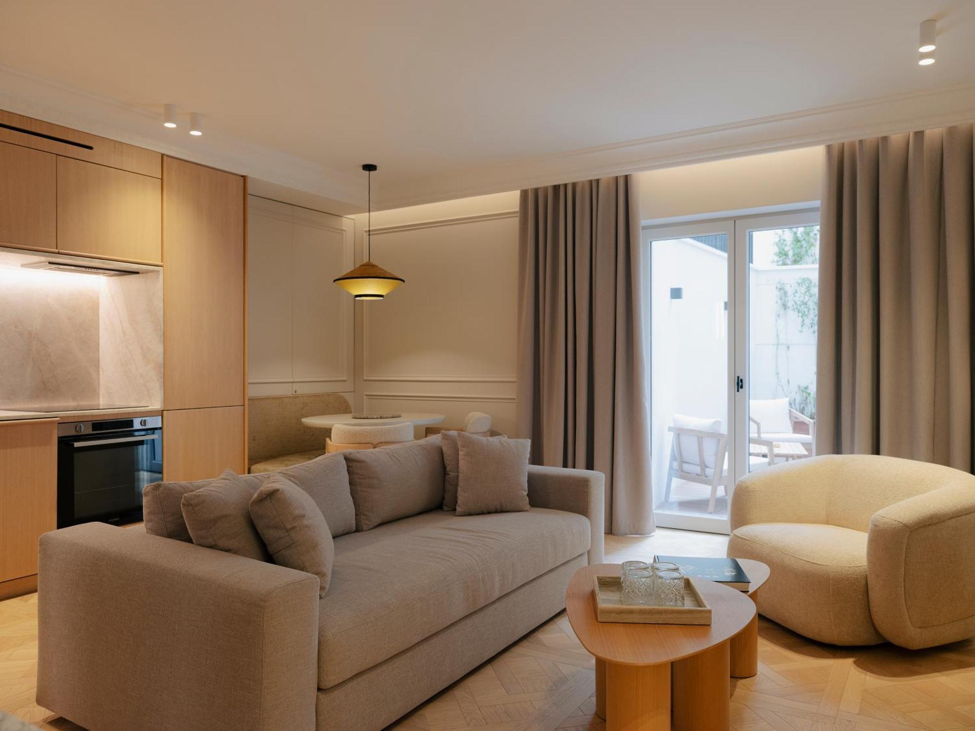 Maison Iena - Serviced On Champs Elysees Apartment *