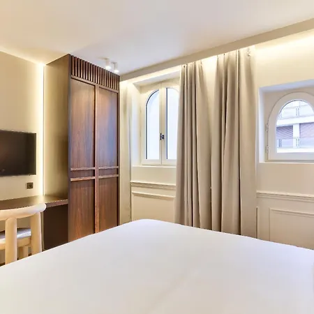 Maison Iena - Serviced On Champs Elysees Apartment Paris