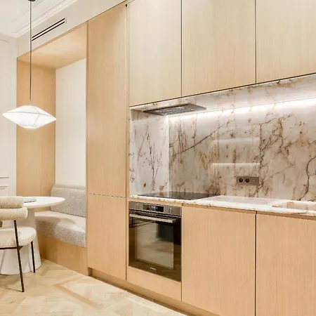 Maison Iena - Serviced On Champs Elysees Apartment Paris