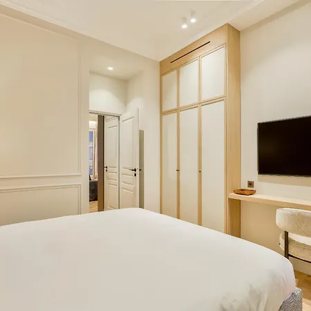 Maison Iena - Serviced On Champs Elysees Apartment Paris
