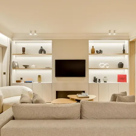 Maison Iena - Serviced On Champs Elysees Apartment *